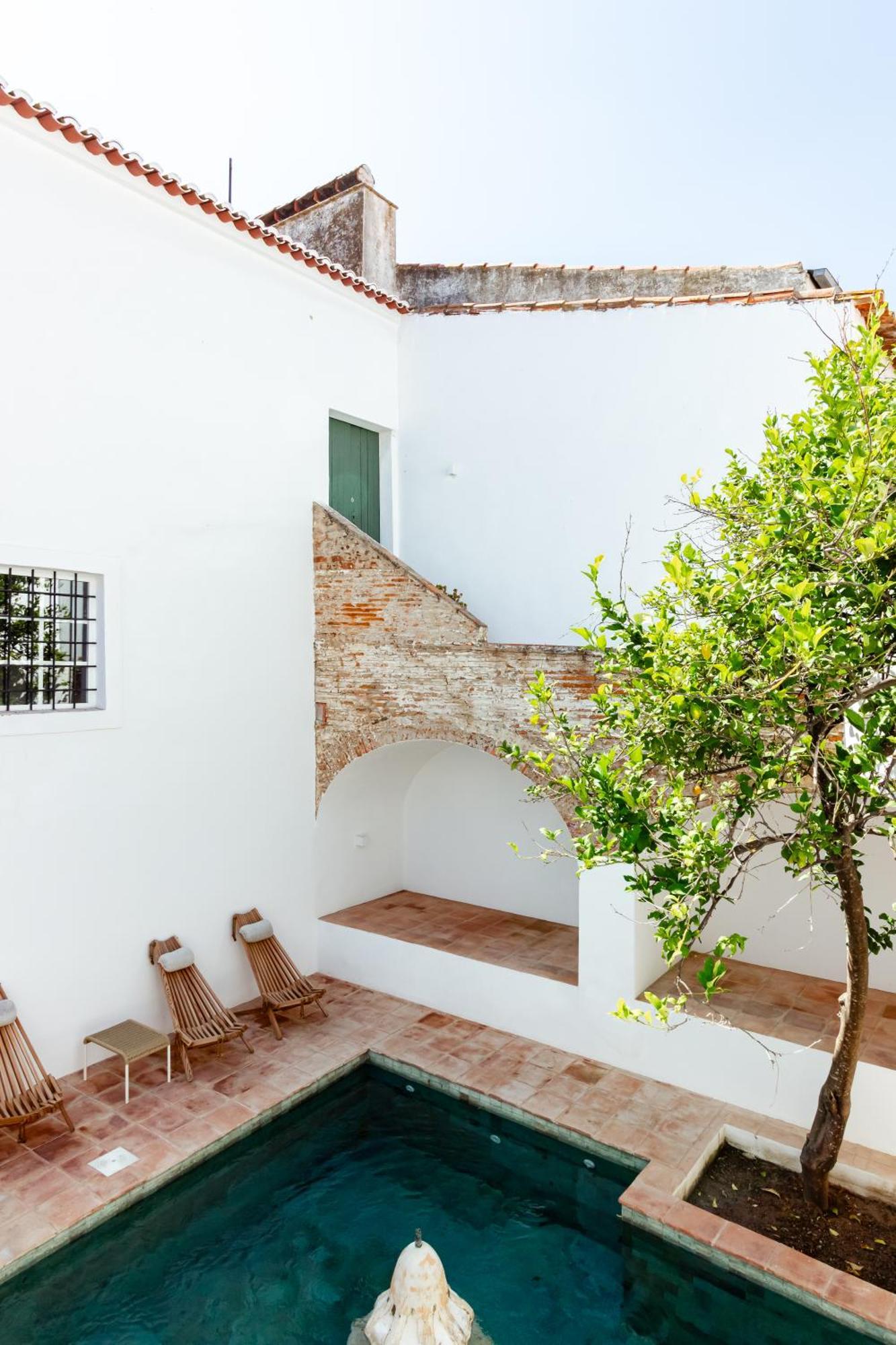 Amada Moura Bed & Breakfast Bagian luar foto