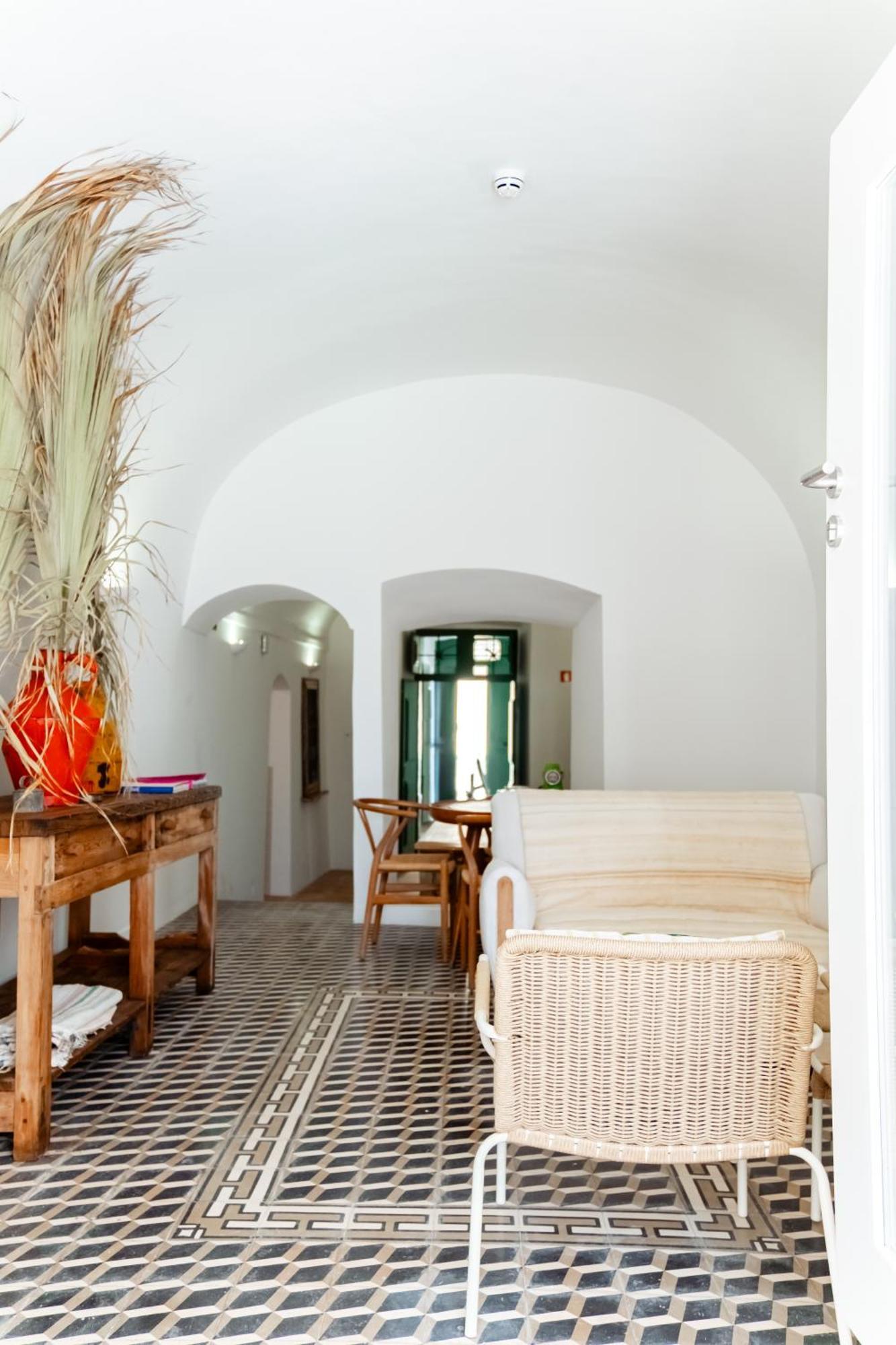Amada Moura Bed & Breakfast Bagian luar foto