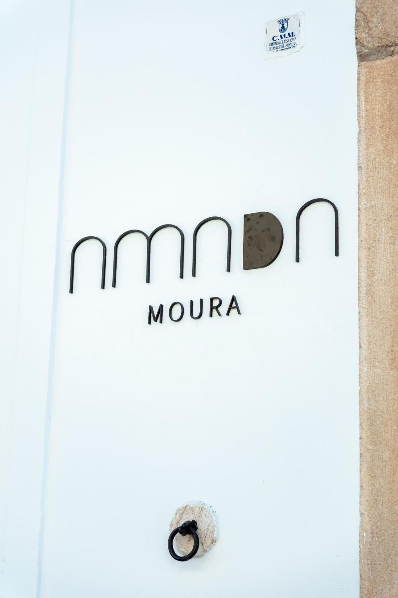 Amada Moura Bed & Breakfast Bagian luar foto